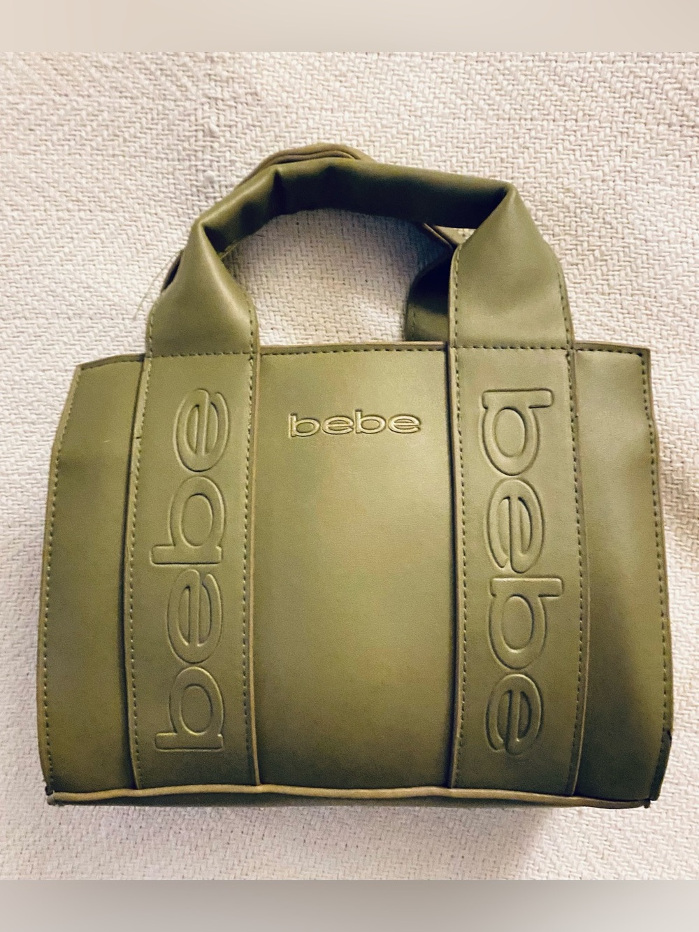 ⚡️NWT bebe Olive Green Embossed Logo Tote